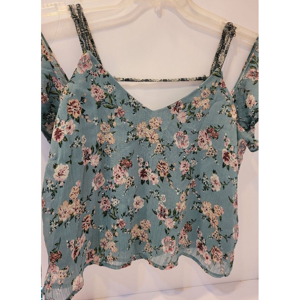 Xhilaration Floral Blouse Womens Medium Blue Excellent Cold Shoulder Ruffle Boho
